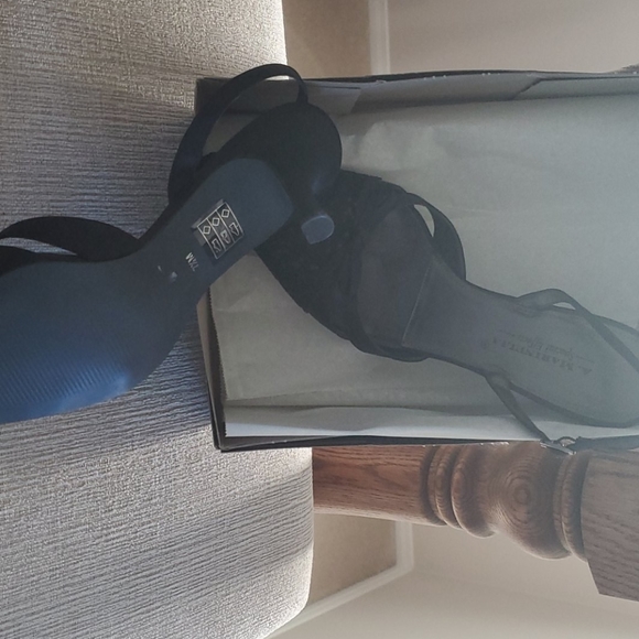 Dress Shoes - Picture 5 of 9